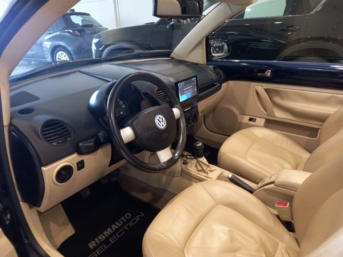 Volkswagen New Beetle Cabrio 16V (10)