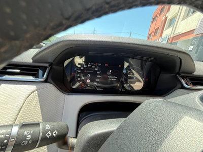 Land Rover Range Rover Velar 2.0D I4 240 CV R-Dynamic SE (7)