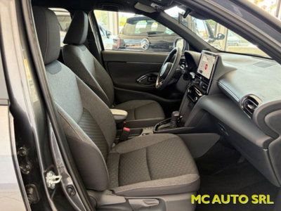Toyota Yaris Cross 1.5h GR Sport Black Sky fwd 116cv e-cvt (9)