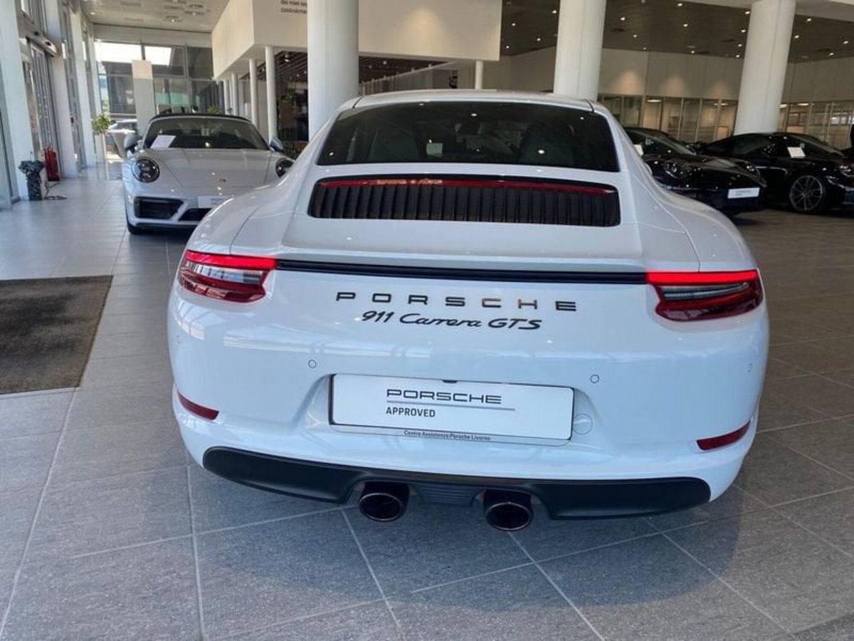 Porsche 911 Coupé 3.0 Carrera 4 GTS (11)