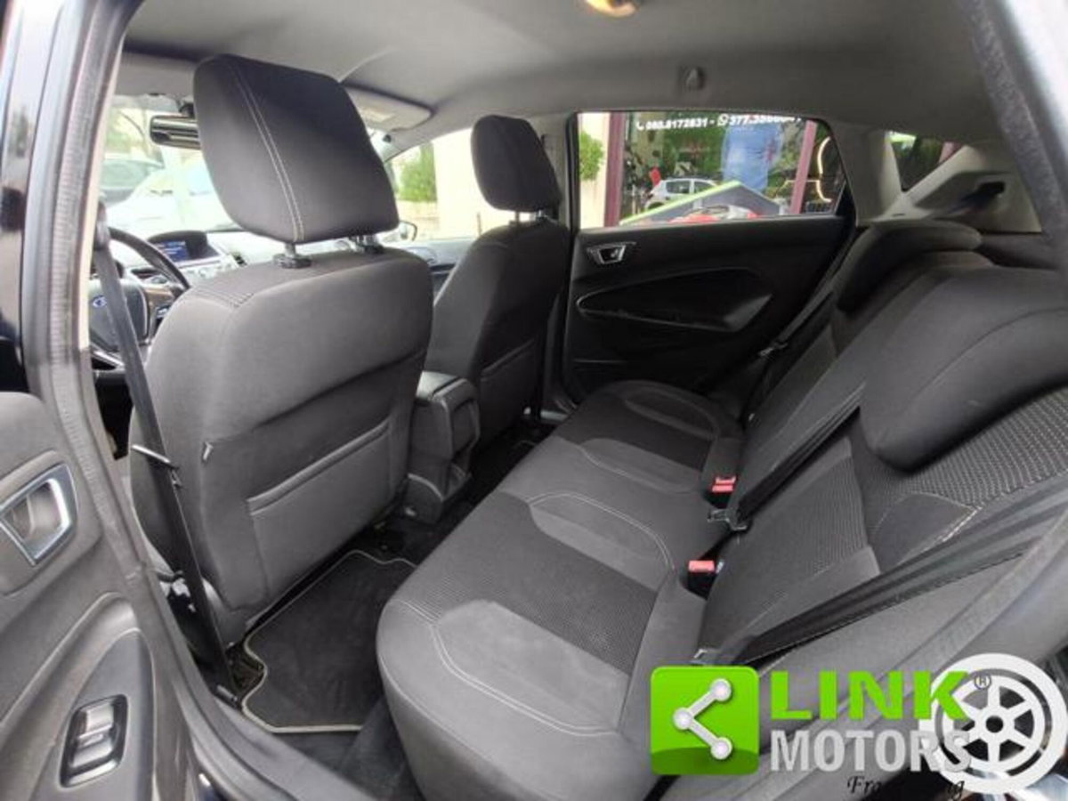 Ford Fiesta 1.5 TDCi 75CV 5 porte Titanium (13)