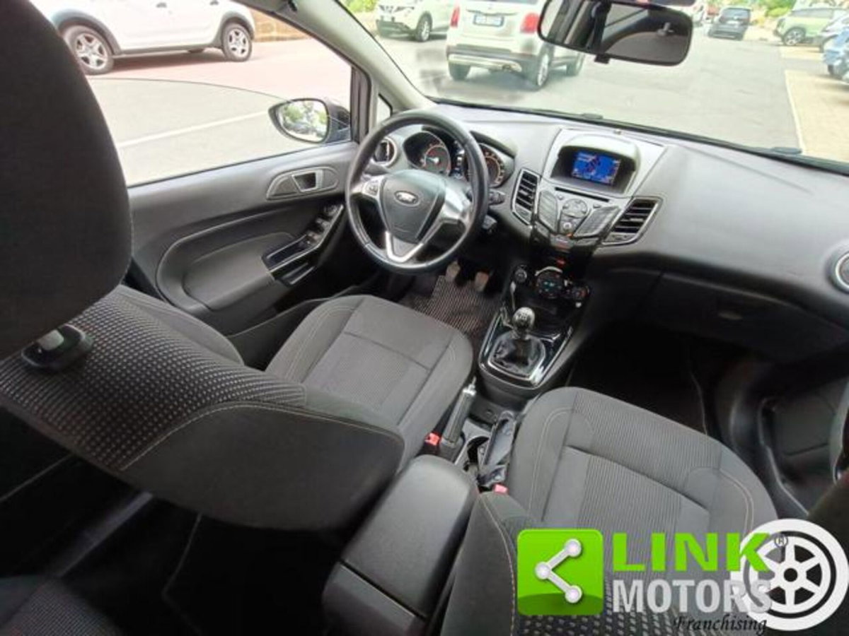 Ford Fiesta 1.5 TDCi 75CV 5 porte Titanium (15)