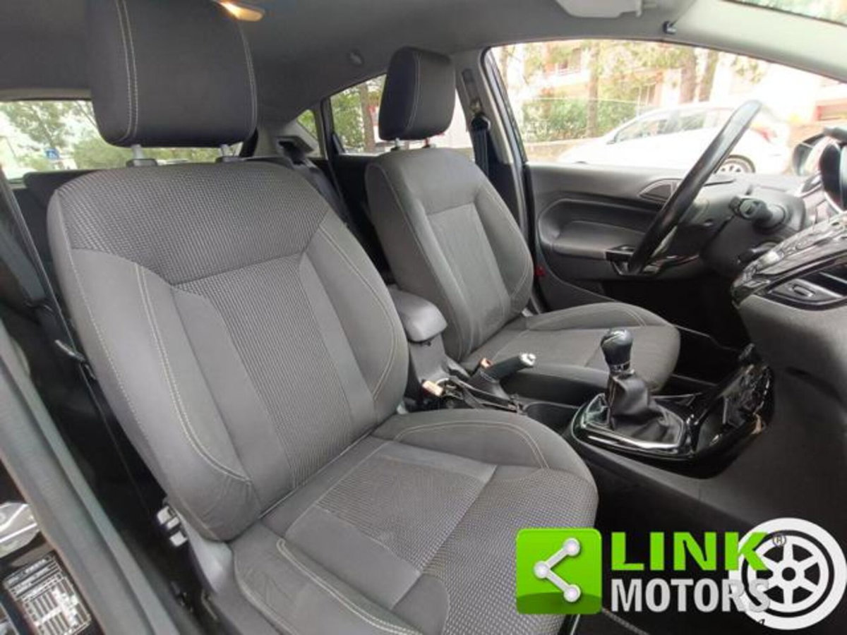 Ford Fiesta 1.5 TDCi 75CV 5 porte Titanium (17)
