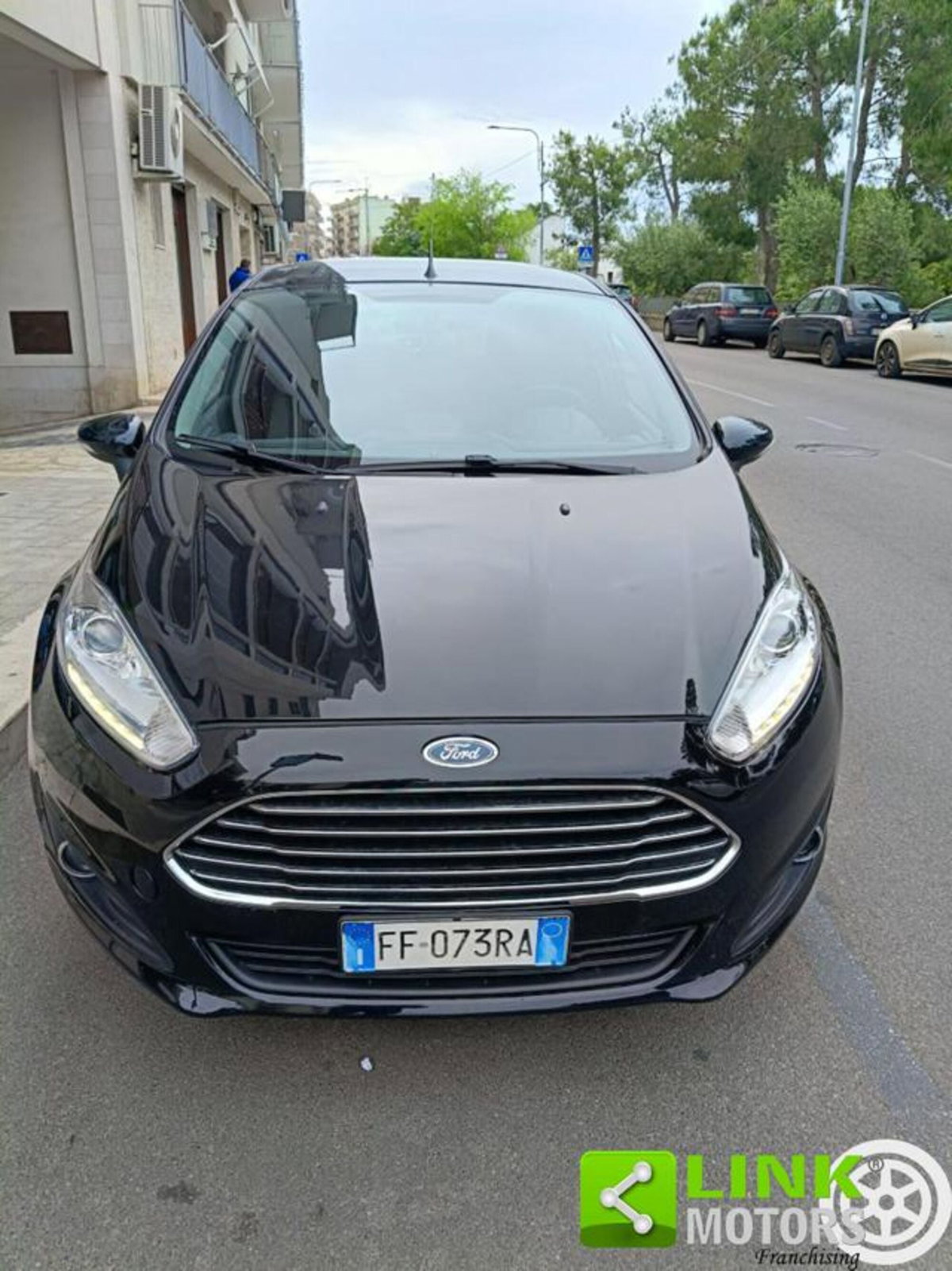 Ford Fiesta 1.5 TDCi 75CV 5 porte Titanium (6)
