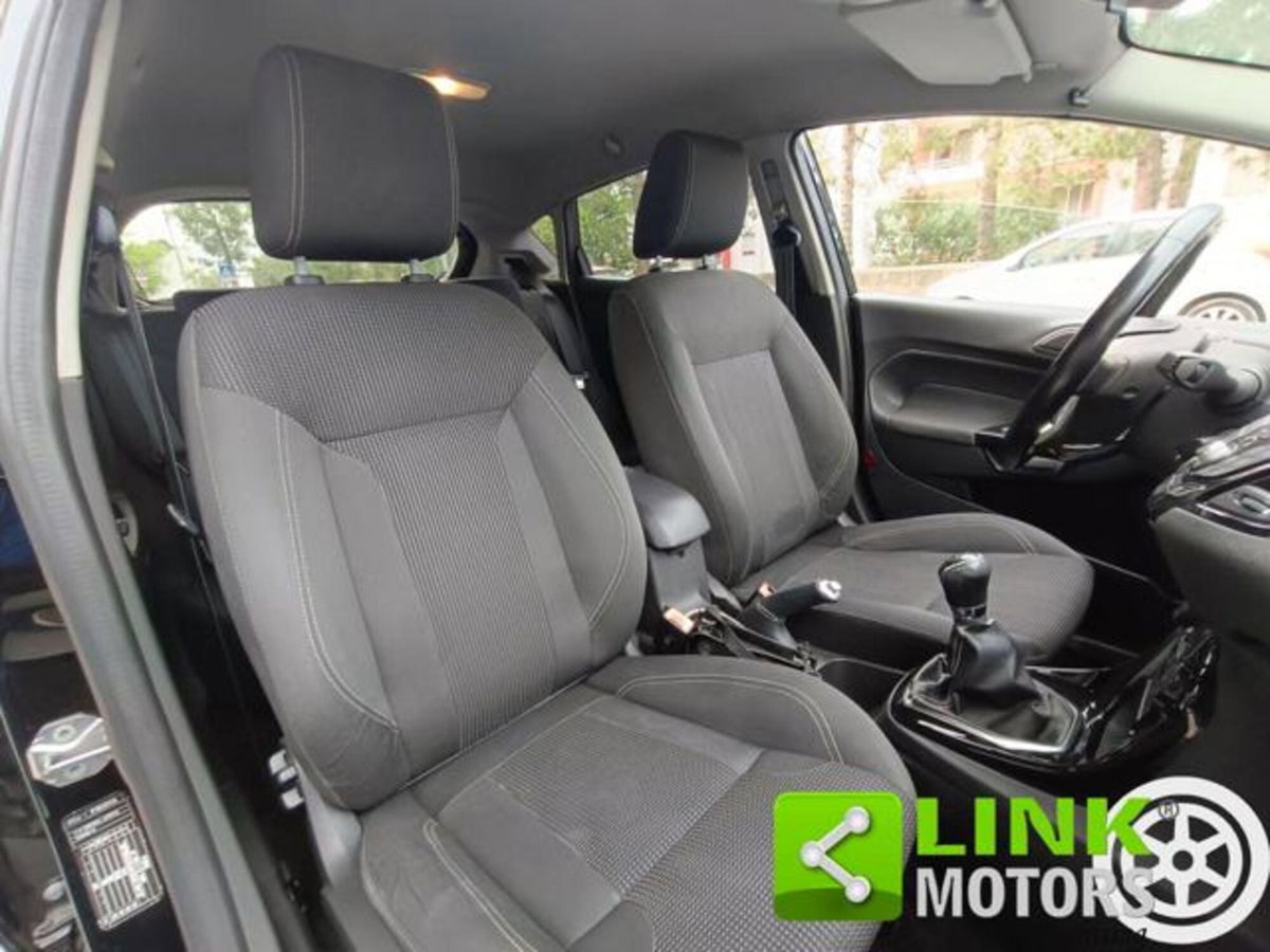 Ford Fiesta 1.5 TDCi 75CV 5 porte Titanium (7)