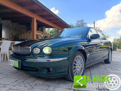 Jaguar X-Type 2.2D cat Executive (18)