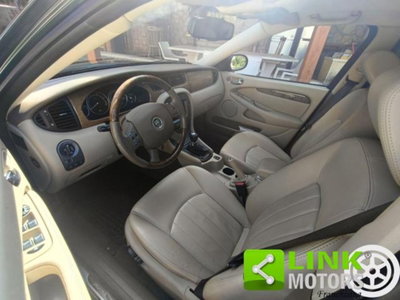 Jaguar X-Type 2.2D cat Executive (20)