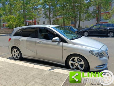Mercedes-Benz Classe B 200 CDI BlueEFFICIENCY Premium (10)