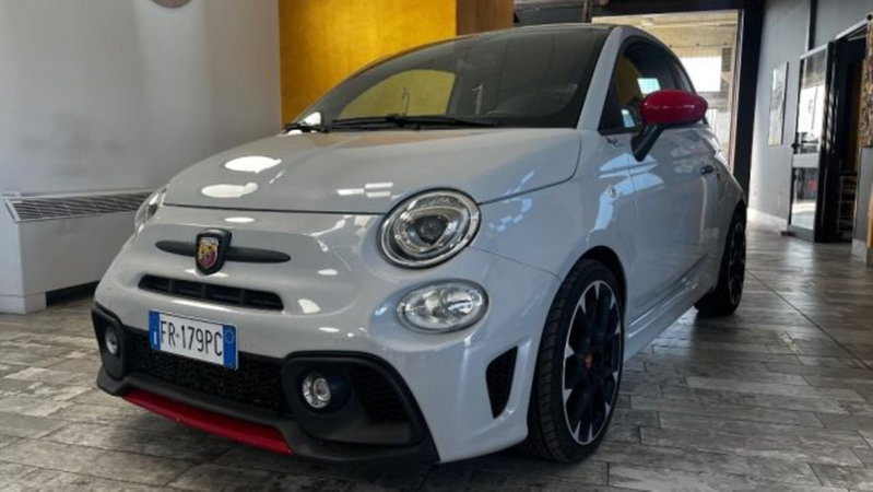 Abarth 500 1.4 Turbo T-Jet Custom