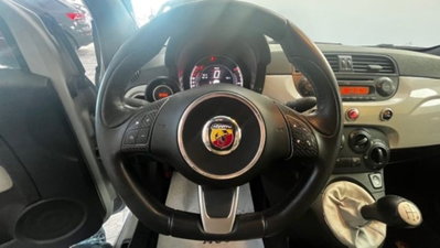 Abarth 500 1.4 Turbo T-Jet Custom (10)