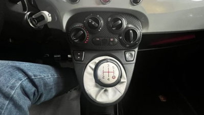 Abarth 500 1.4 Turbo T-Jet Custom (11)