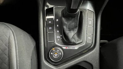 Volkswagen Tiguan 2.0 TDI 150 CV SCR DSG 4MOTION Life (12)