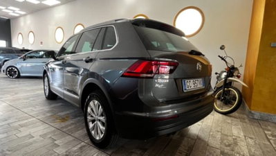 Volkswagen Tiguan 2.0 TDI 150 CV SCR DSG 4MOTION Life (4)