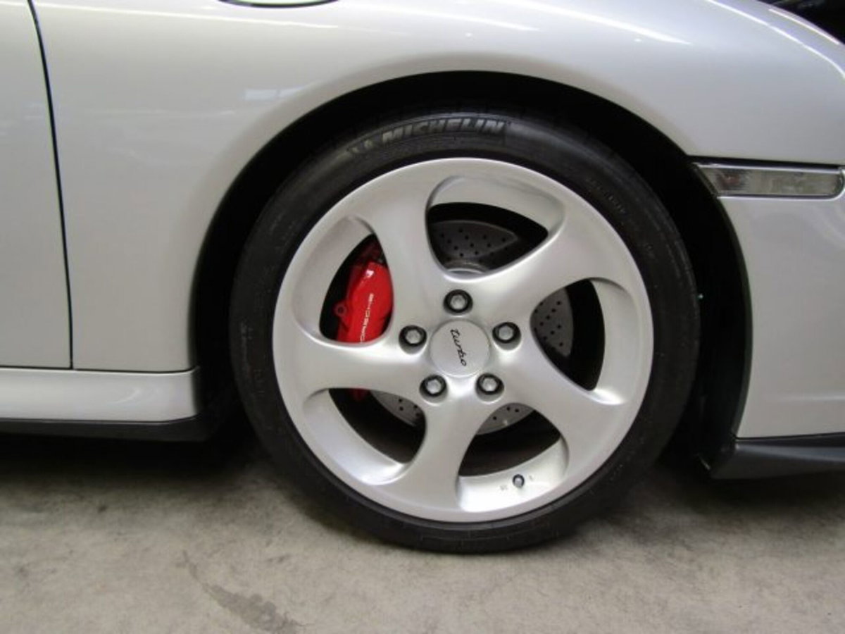 Porsche 911 Coupé Turbo cat (4)