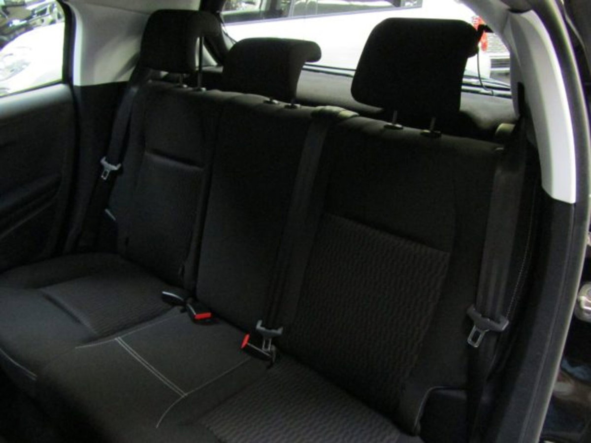Peugeot 208 1.2 puretech Active s&s 75cv (11)