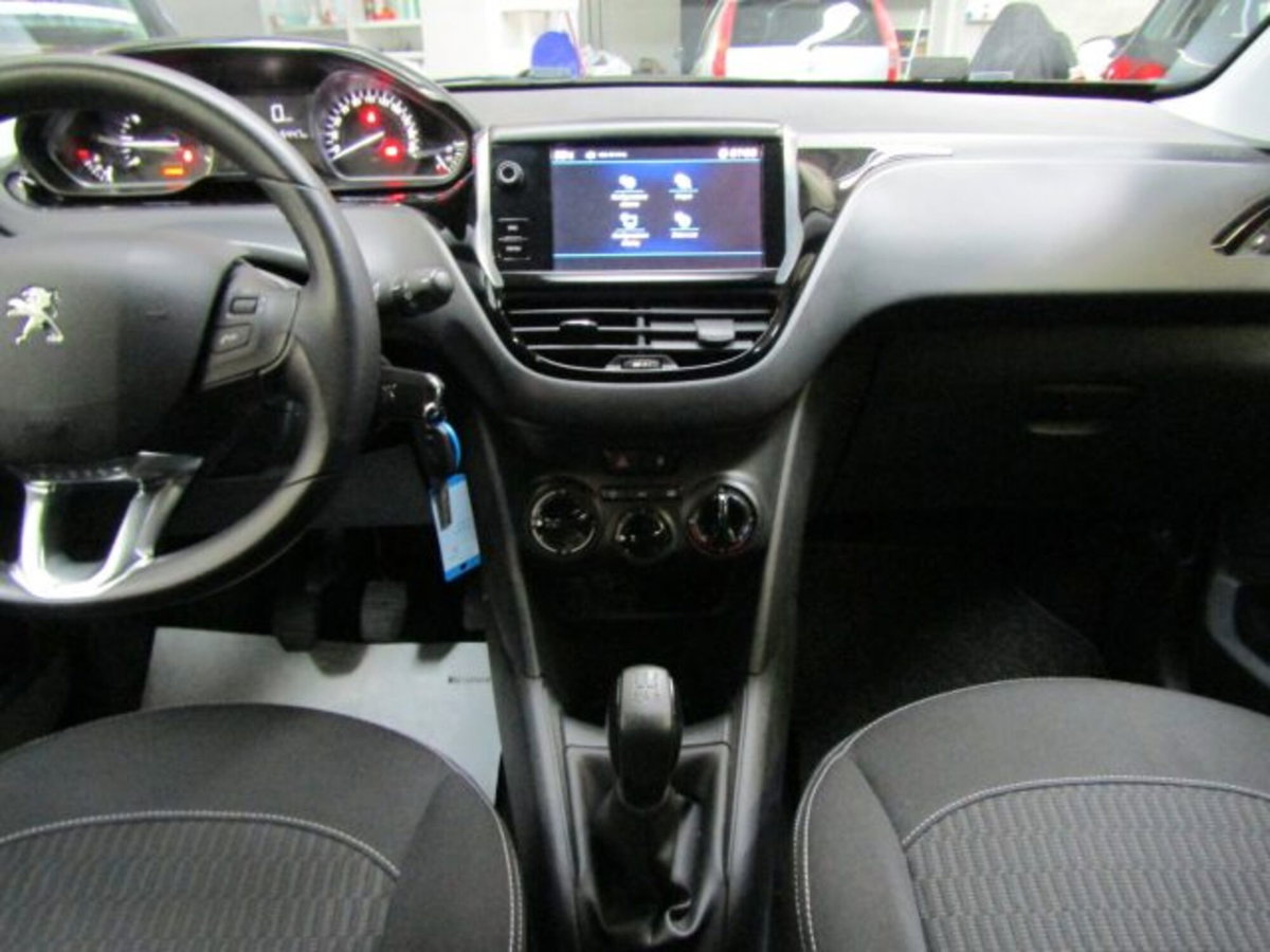 Peugeot 208 1.2 puretech Active s&s 75cv (18)