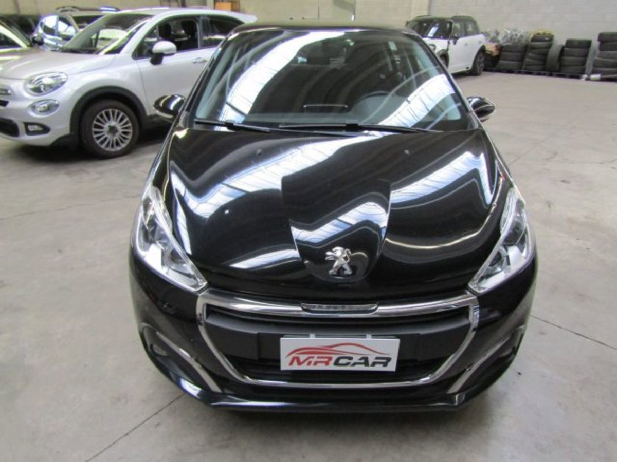 Peugeot 208 1.2 puretech Active s&s 75cv (2)