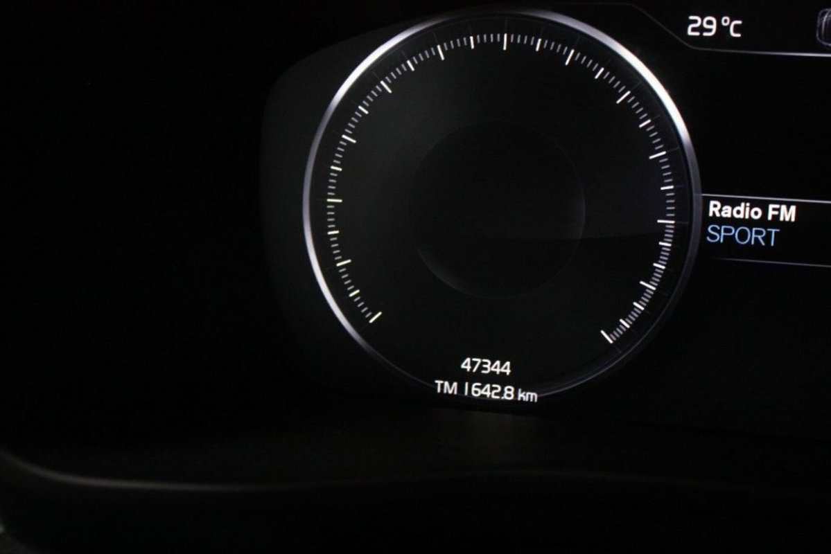 Volvo XC40 T5 Recharge Plug-in Hybrid Inscription Expression (10)