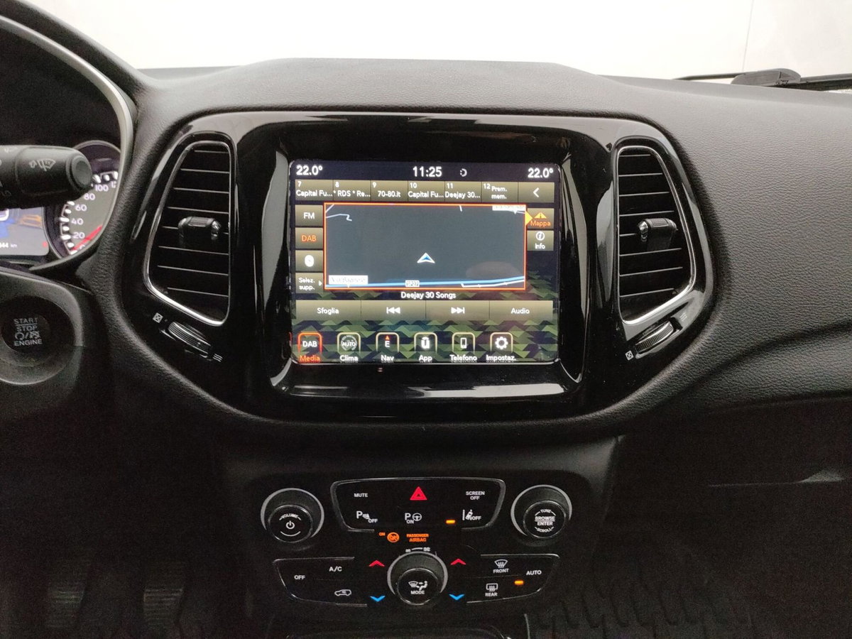 Jeep Compass 1.6 Multijet II 2WD Limited (12)