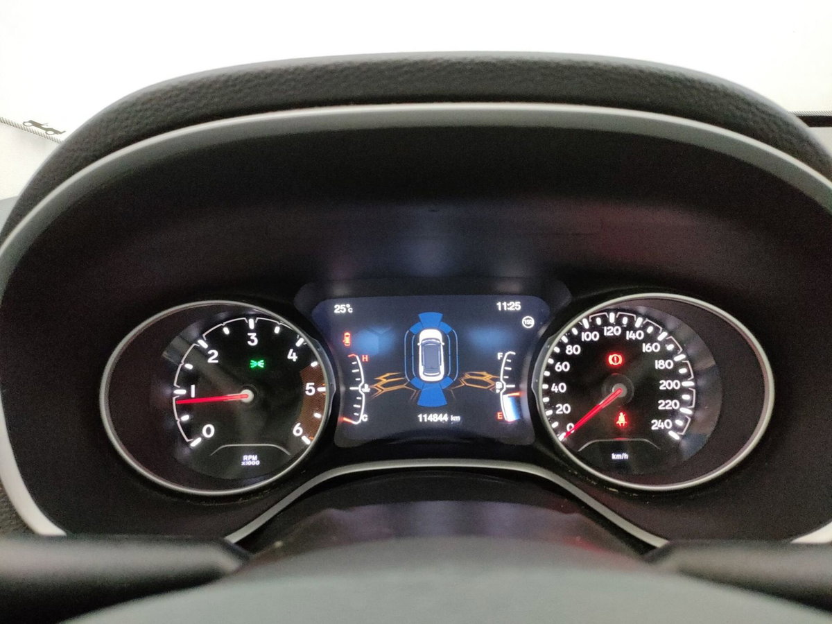 Jeep Compass 1.6 Multijet II 2WD Limited (15)