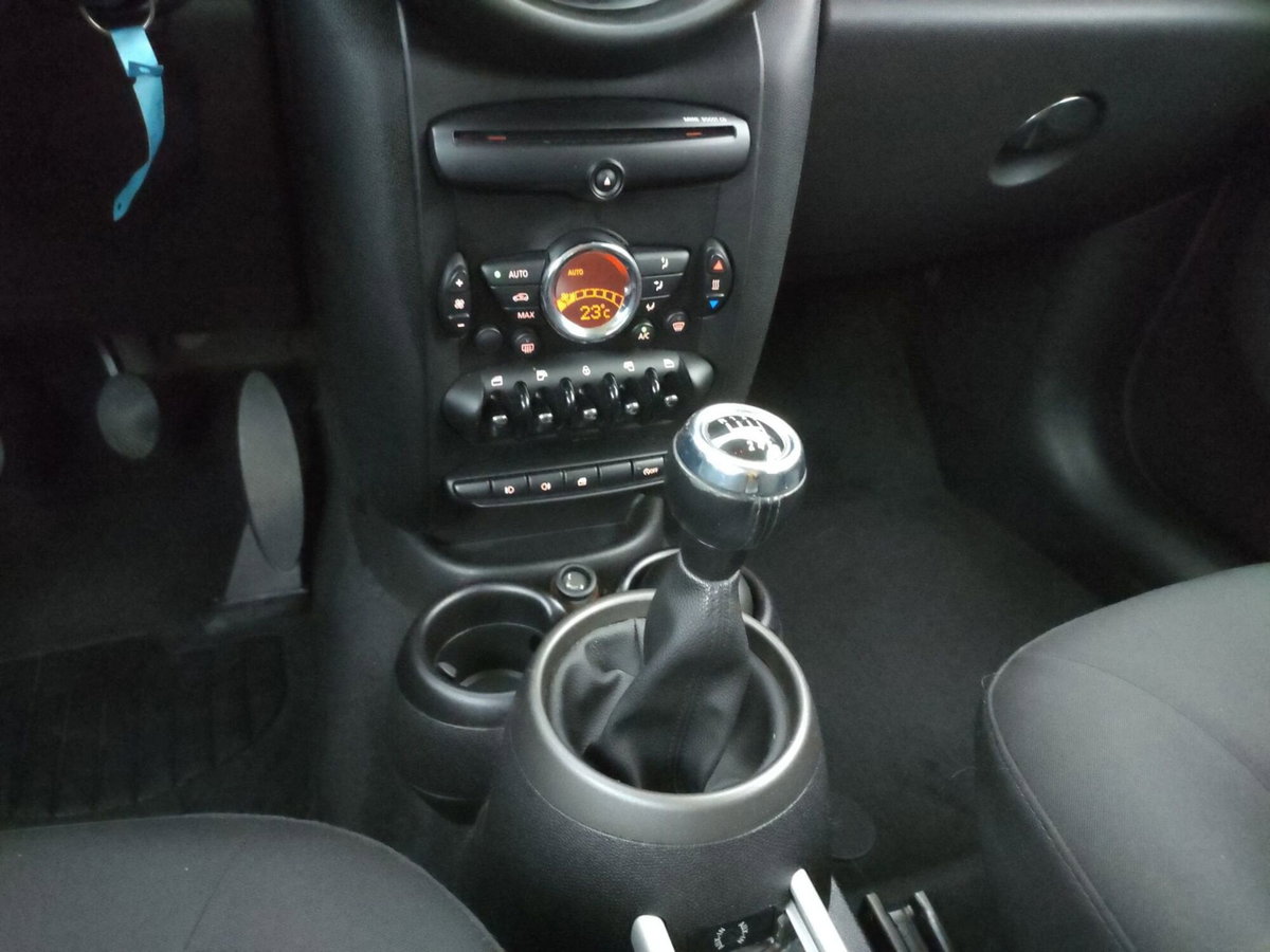 MINI Mini Countryman 1.6 Cooper D Countryman (13)