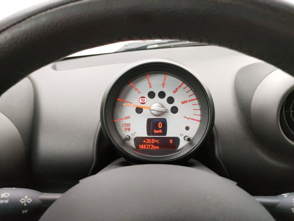 MINI Mini Countryman 1.6 Cooper D Countryman (15)