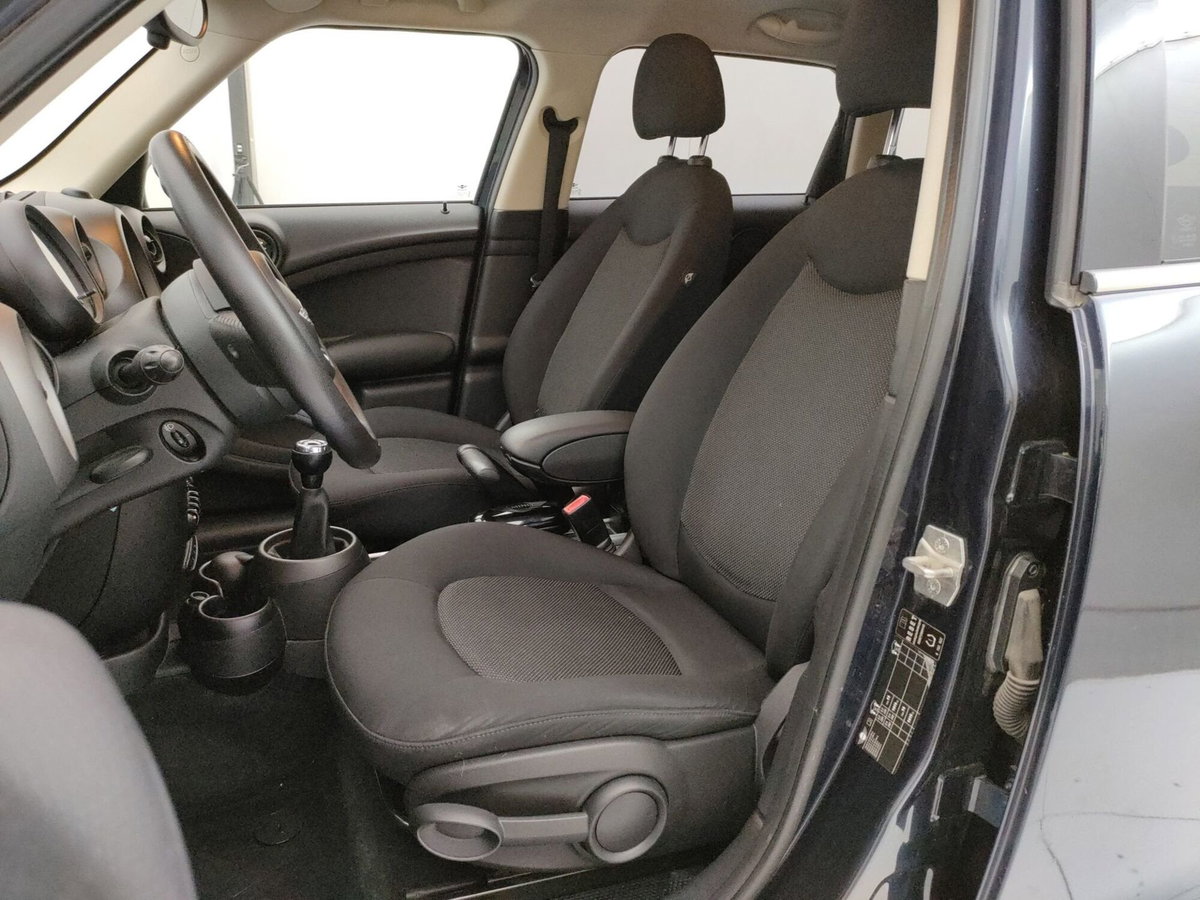 MINI Mini Countryman 1.6 Cooper D Countryman (7)