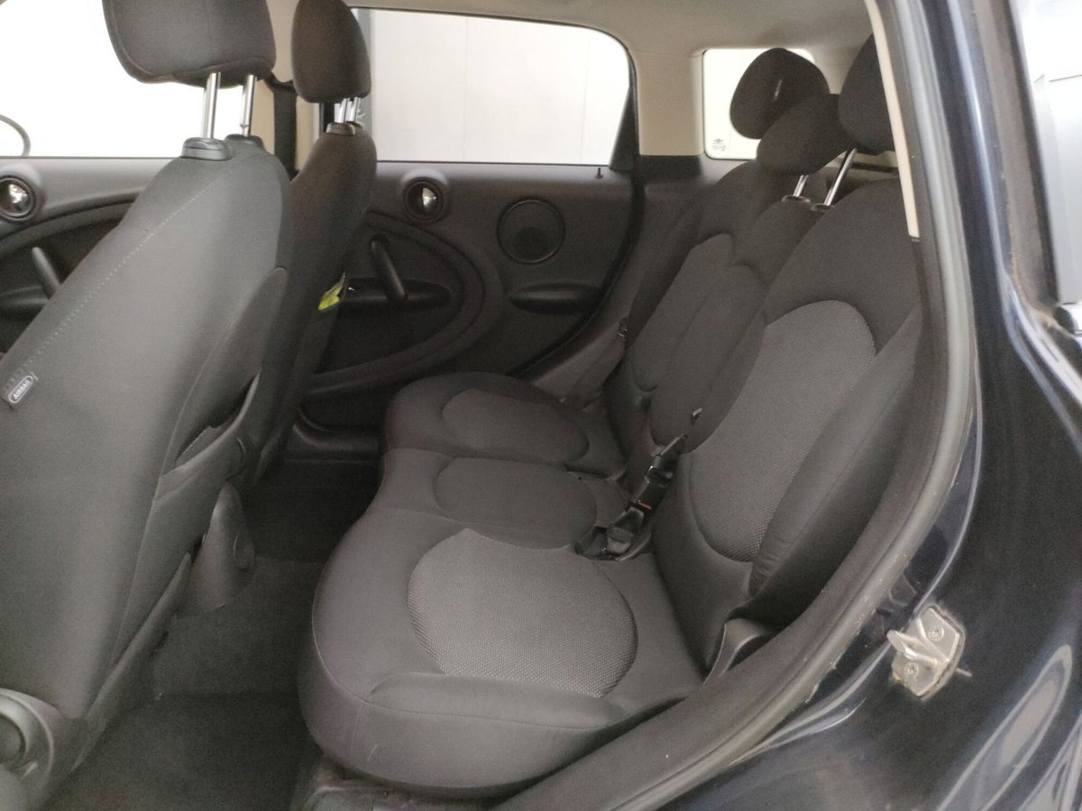 MINI Mini Countryman 1.6 Cooper D Countryman (8)