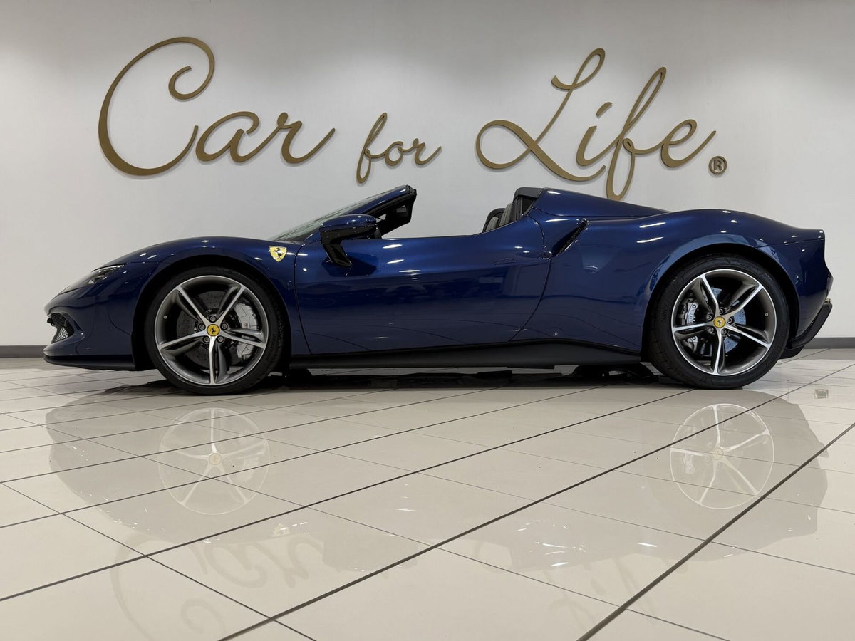 Ferrari 296 Spider 3.0 GTS (15)