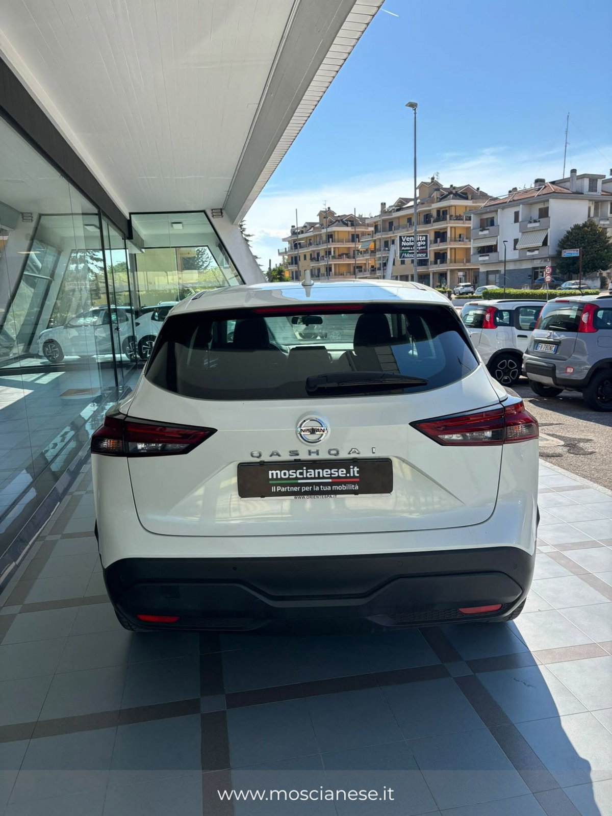 Nissan Qashqai 1.3 DIG-T 140 CV Acenta Premium (5)