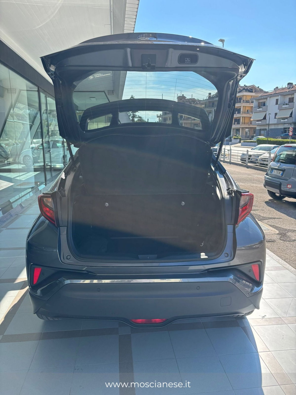 Toyota Toyota C-HR 1.8 Hybrid E-CVT Lounge (15)