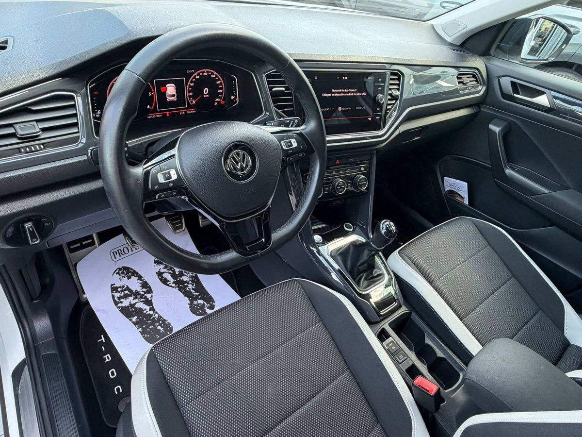 Volkswagen T-Roc 1.6 TDI SCR Advanced BlueMotion Technology (15)