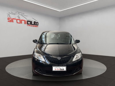 Lancia Ypsilon 1.0 FireFly 5 porte S&S Hybrid Silver Plus (2)