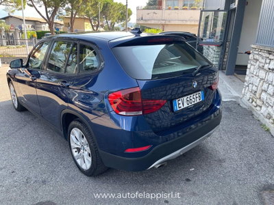 BMW X1 sDrive18d X Line (3)