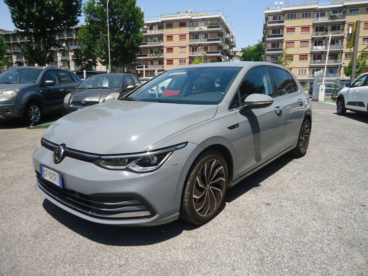 Volkswagen Golf 1.5 eTSI 130 CV EVO ACT DSG Style