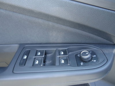 Volkswagen Golf 1.5 eTSI 130 CV EVO ACT DSG Style (9)