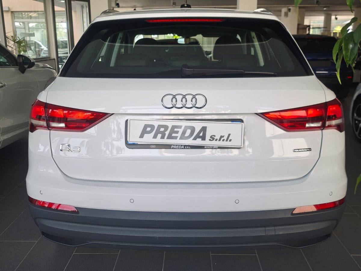 Audi Q3 35 TDI quattro S tronic Business (5)
