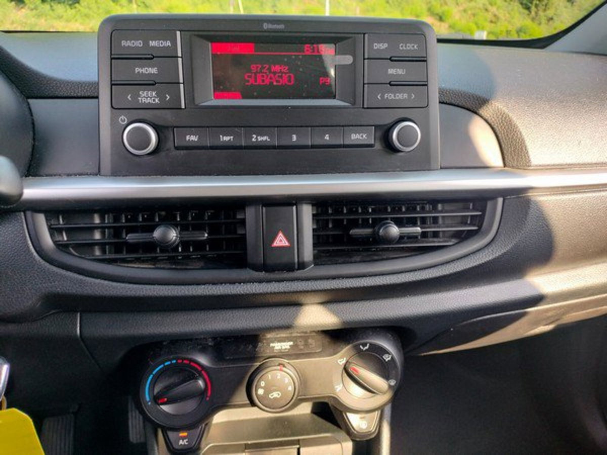 Kia Picanto 1.0 12V 5 porte City (13)