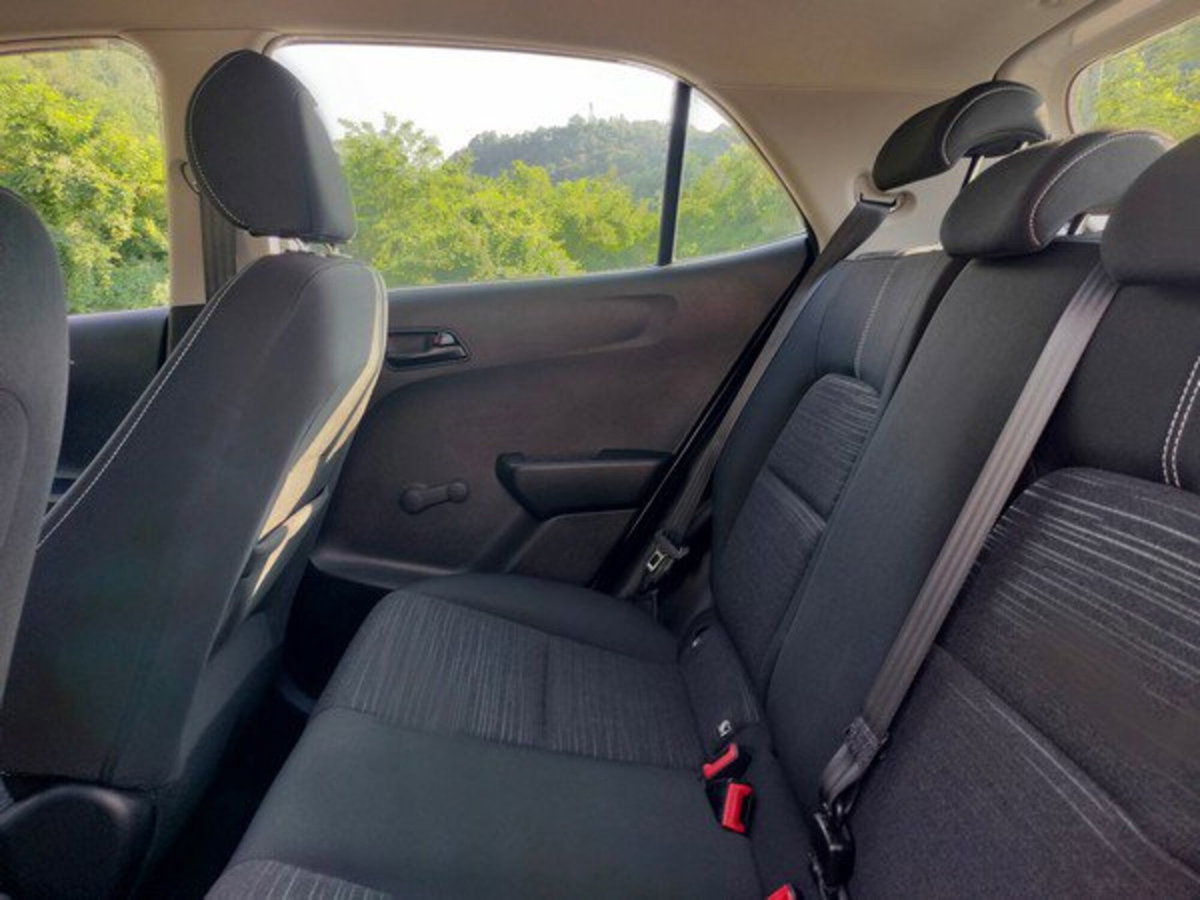 Kia Picanto 1.0 12V 5 porte City (16)