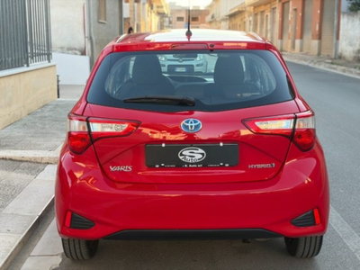 Toyota Yaris 1.5 Hybrid 5 porte Cool (4)