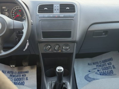 Volkswagen Polo 1.4 5 porte Highline (12)