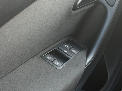 Volkswagen Polo 1.4 5 porte Highline (14)