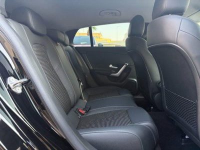 Mercedes-Benz CLA Shooting Brake 200 d Automatic 4Matic Shooting Brake Business (10)