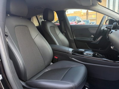 Mercedes-Benz CLA Shooting Brake 200 d Automatic 4Matic Shooting Brake Business (11)