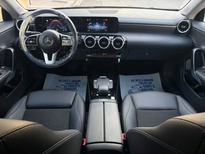 Mercedes-Benz CLA Shooting Brake 200 d Automatic 4Matic Shooting Brake Business (13)