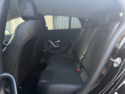 Mercedes-Benz CLA Shooting Brake 200 d Automatic 4Matic Shooting Brake Business (17)