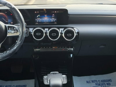 Mercedes-Benz CLA Shooting Brake 200 d Automatic 4Matic Shooting Brake Business (19)