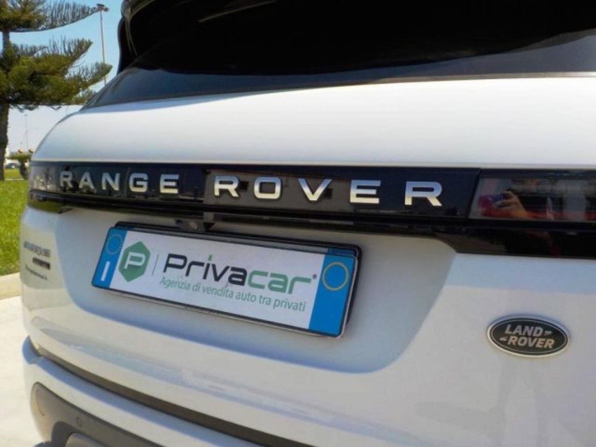 Land Rover Range Rover Evoque 2.0D I4-L.Flw 150 CV AWD Auto SE (18)