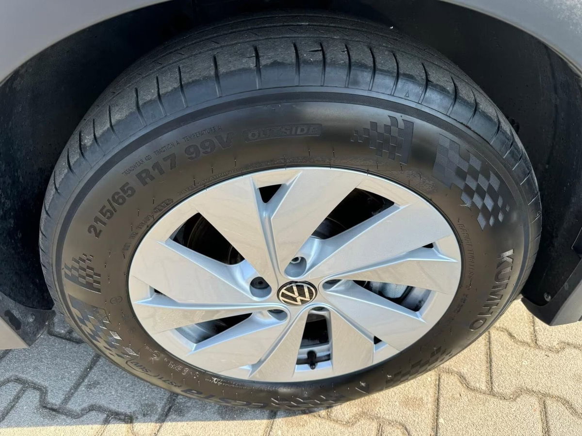Volkswagen Tiguan Allspace 2.0 TDI SCR DSG 4MOTION Life (15)