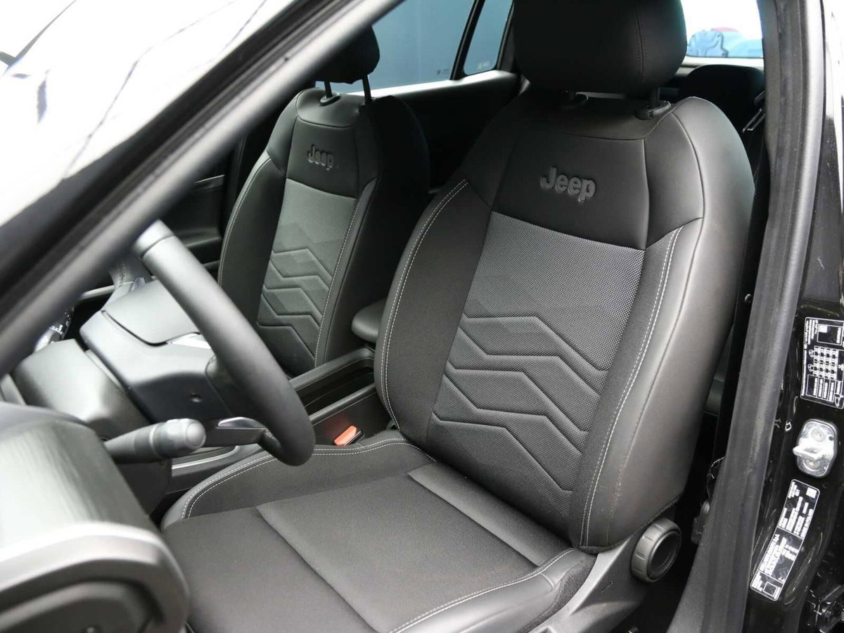 Jeep Avenger 1.2 turbo Altitude fwd 100cv (10)